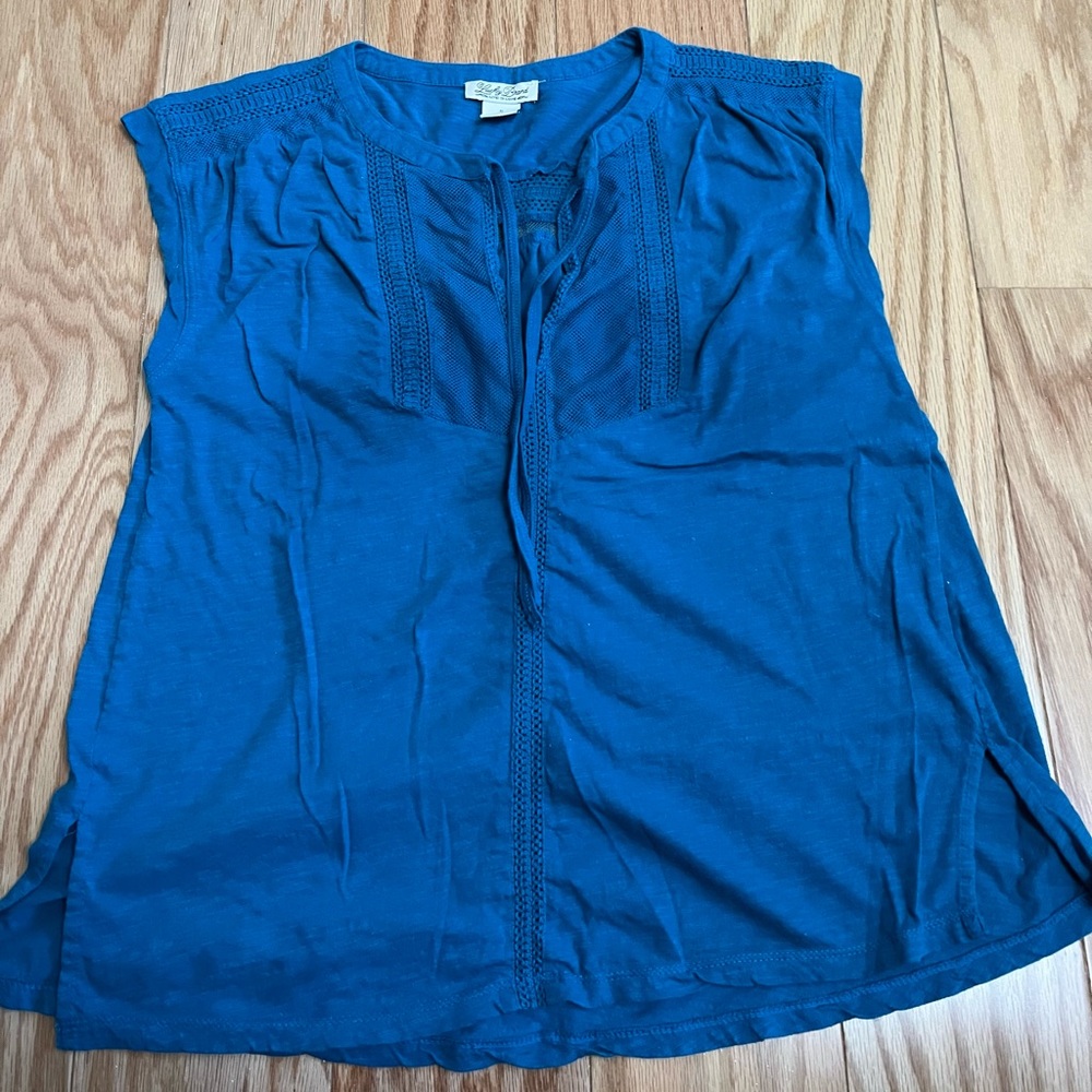 Lucky brand top